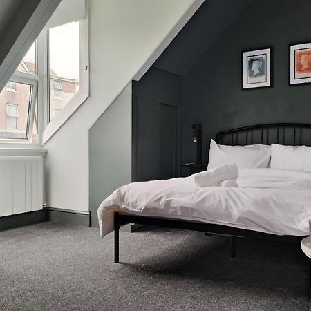 Styles & White Stays - Central Newquay New Quay Екстериор снимка