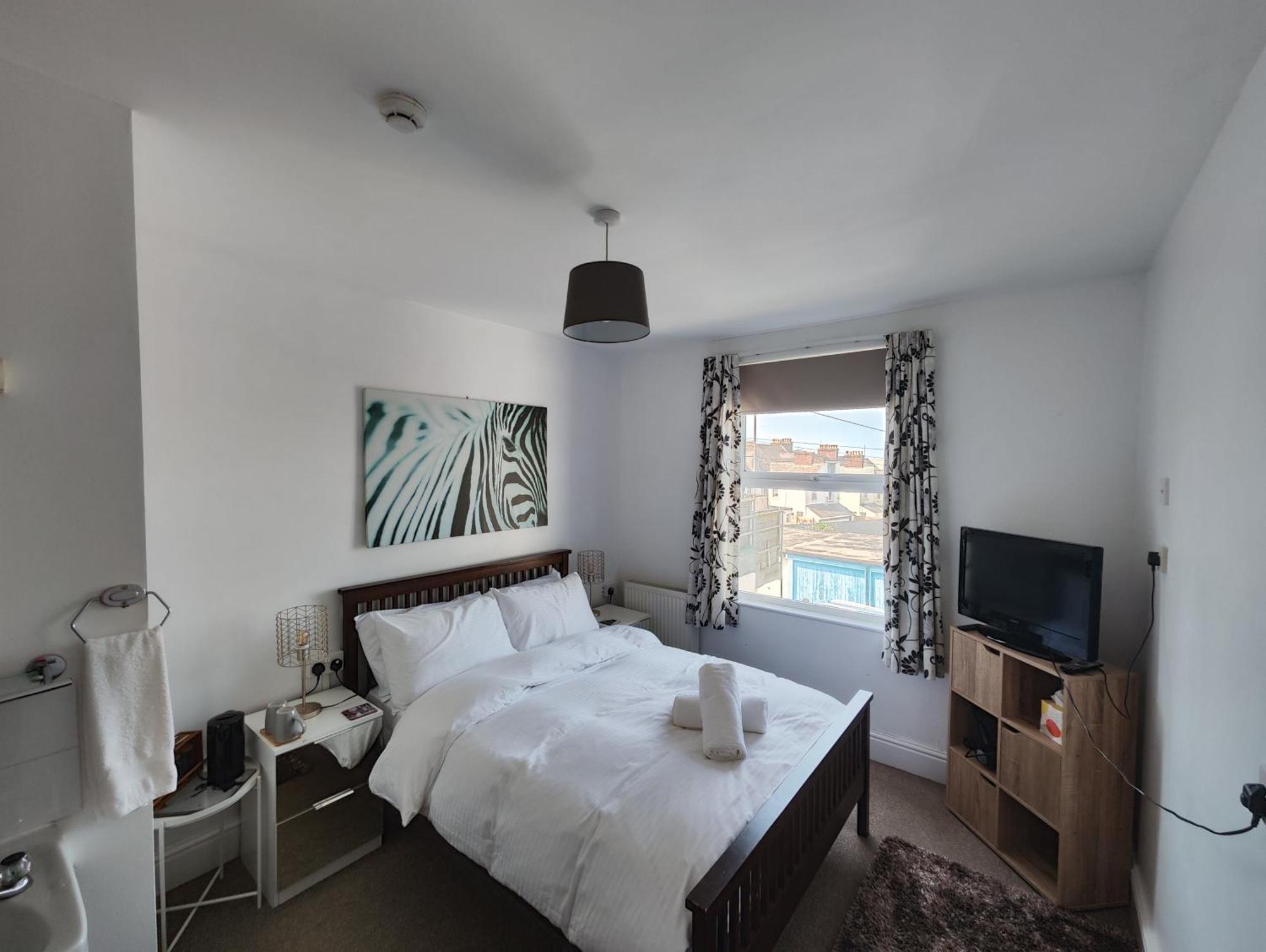 Styles & White Stays - Central Newquay New Quay Екстериор снимка