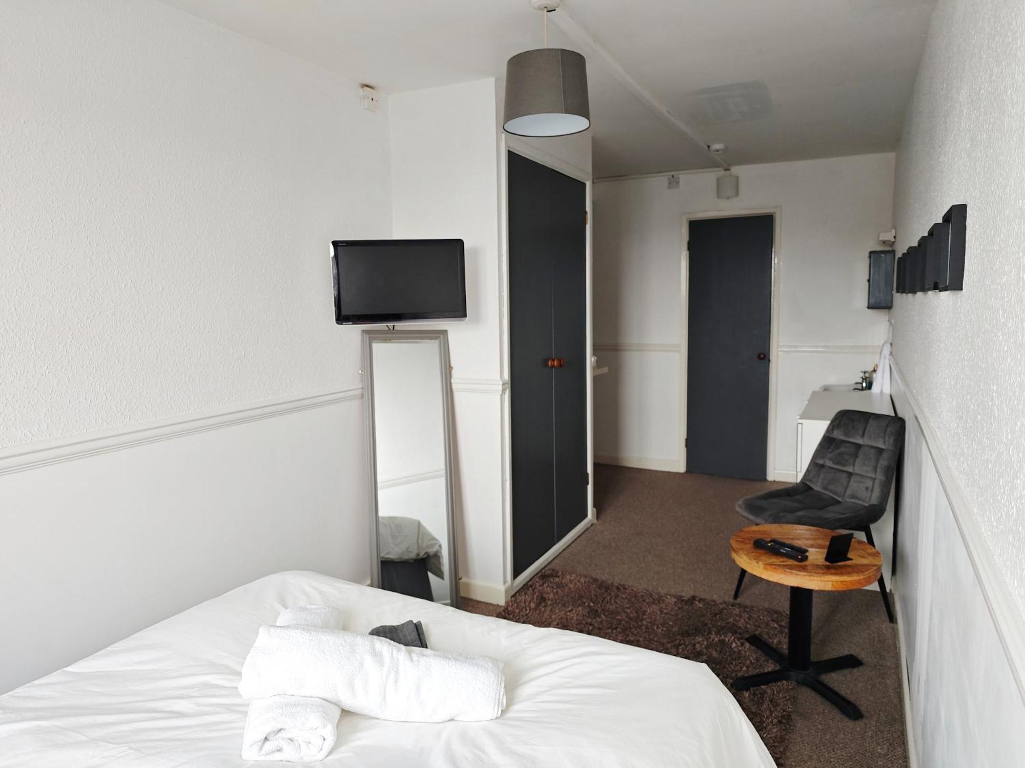 Styles & White Stays - Central Newquay New Quay Екстериор снимка