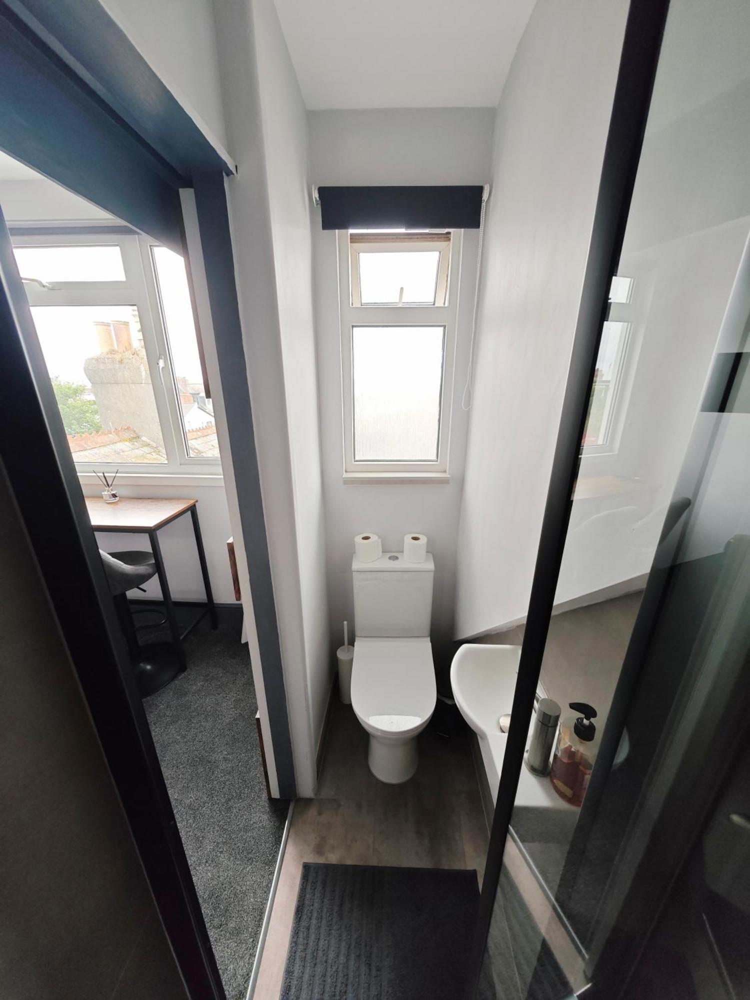 Styles & White Stays - Central Newquay New Quay Екстериор снимка